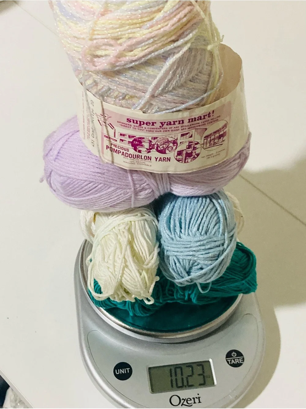 290 g 10.2 oz Assorted Pastel Yarn Skeins